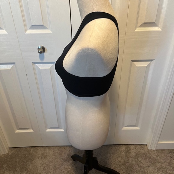 Yummie size M bra top - Picture 3 of 7